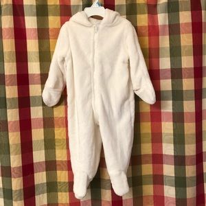 NWT 6-9 month snow suit